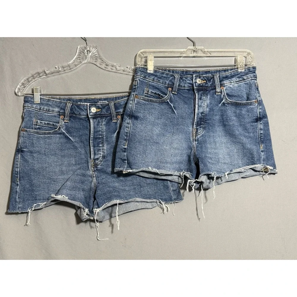 Old Navy Sky Hi A Line Jean Shorts Sz 6 Raw Hem Button Fly 2 Pair Lot Denim Blue - Picture 1 of 15